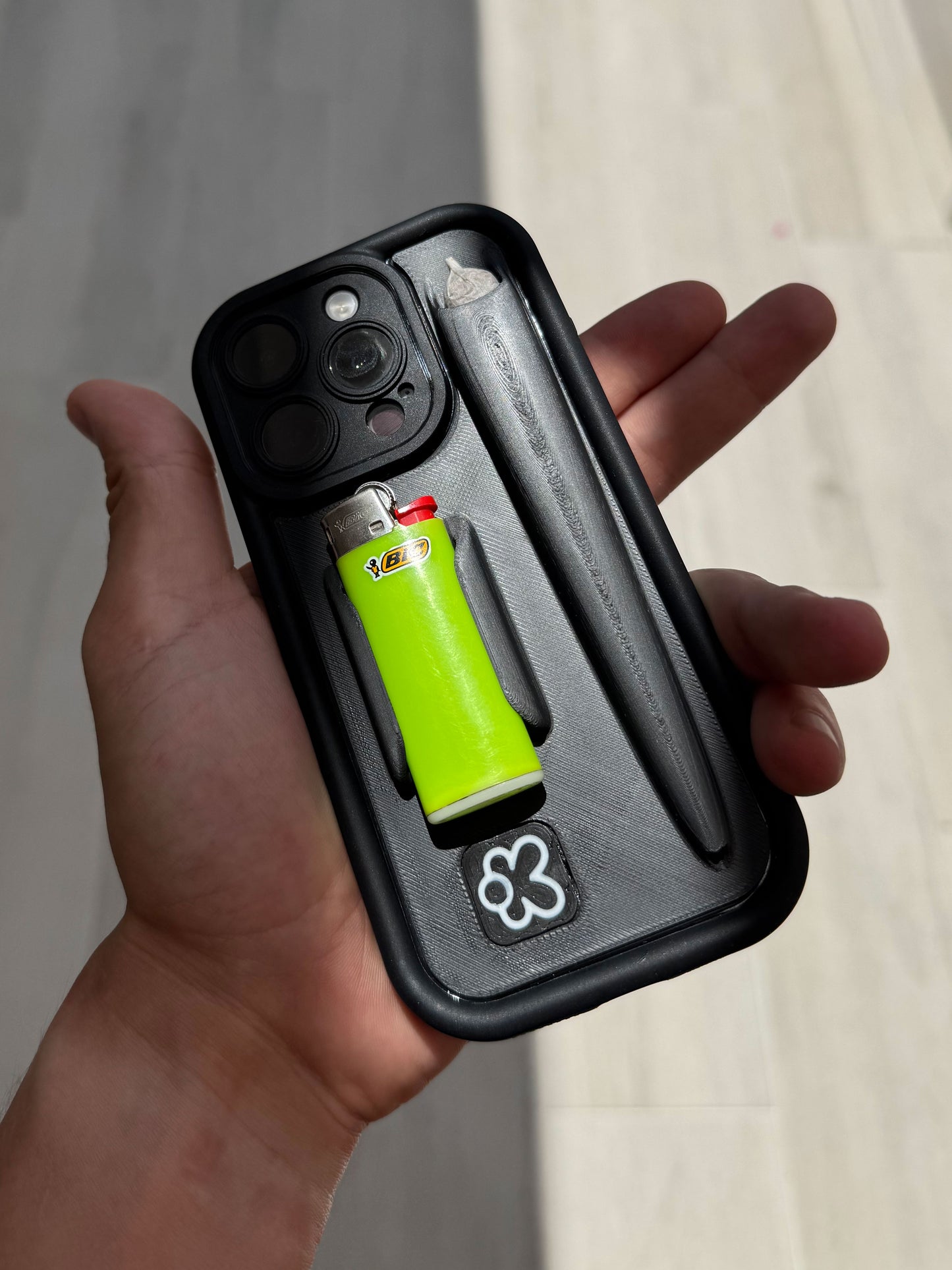 Roll & Spark Case