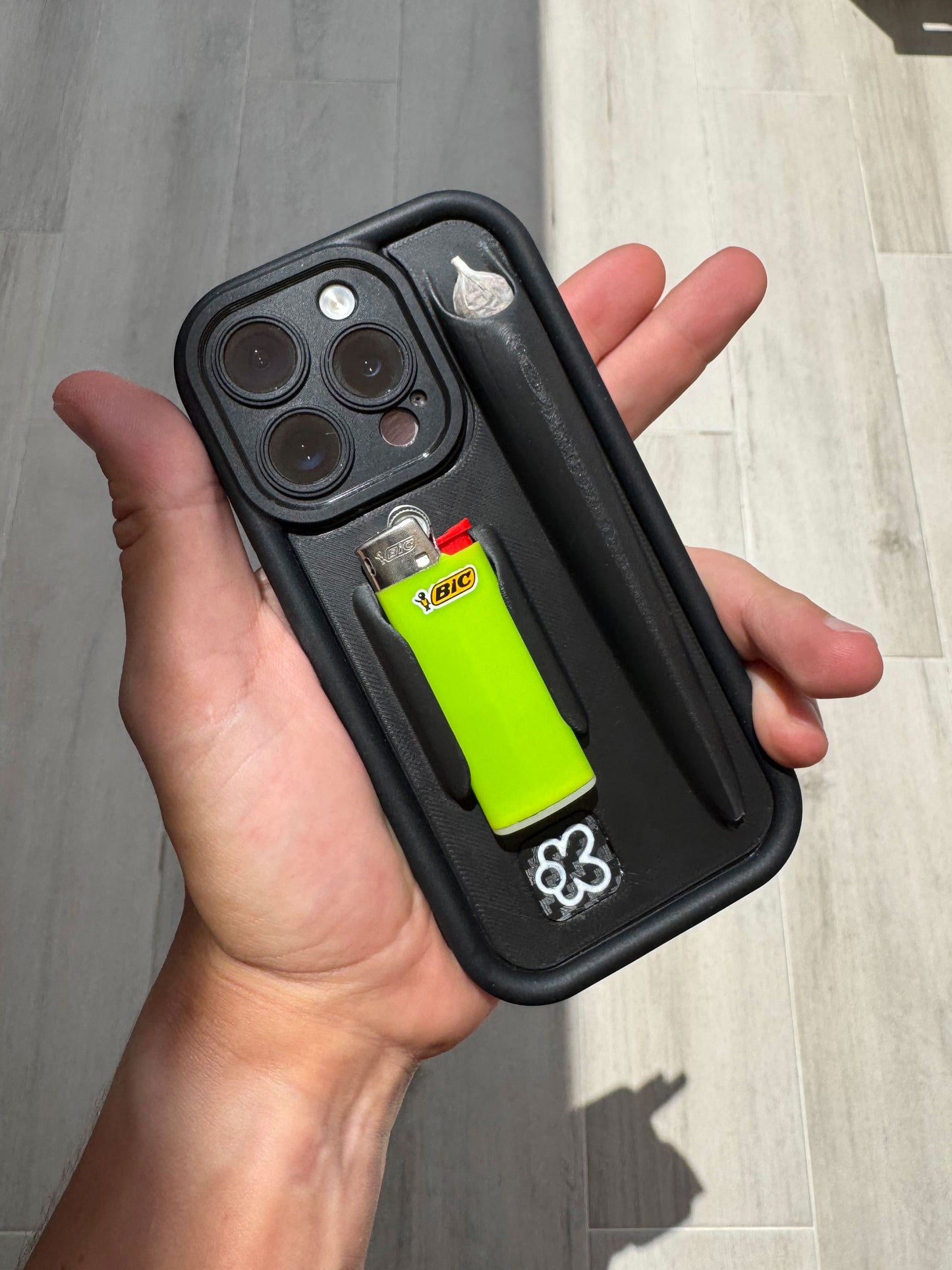 Roll & Spark Case